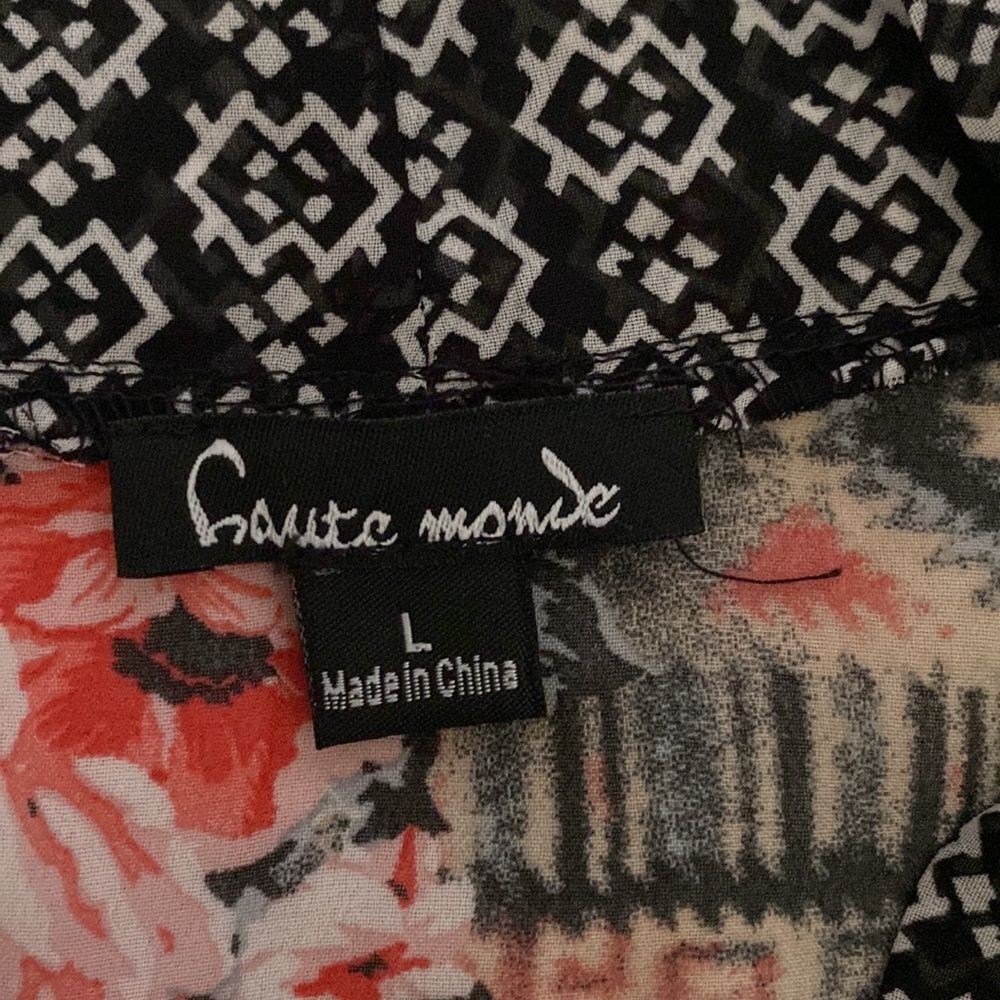 Haute Monde coverup - Picture 4 of 7